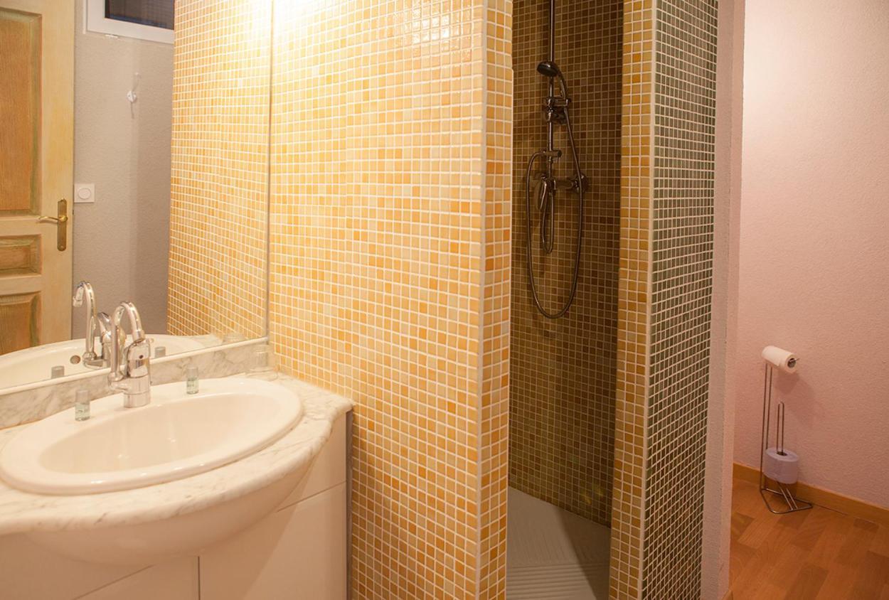 Auberge De La Vallee Saint-Jean-de-Buèges Extérieur photo